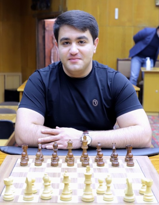 Vahagn Khachatryan - FIDE Trainer - Chess Academy